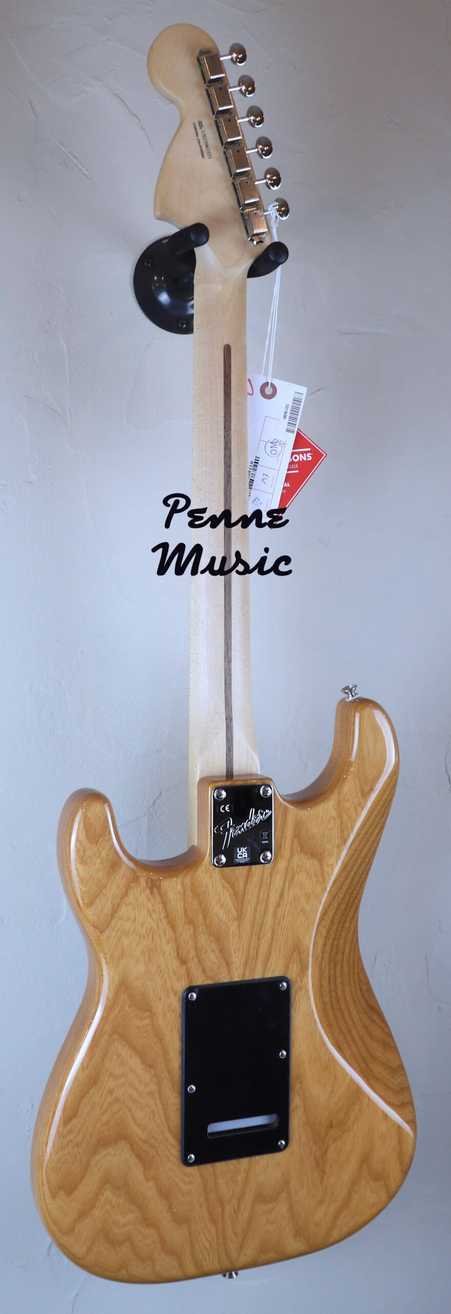 Fender Limited Edition American Performer Stratocaster Natural 2