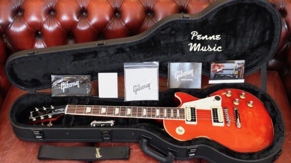 Gibson Les Paul Classic Translucent Cherry LPCS00TRNH1 Made in Usa inclusa custodia rigida