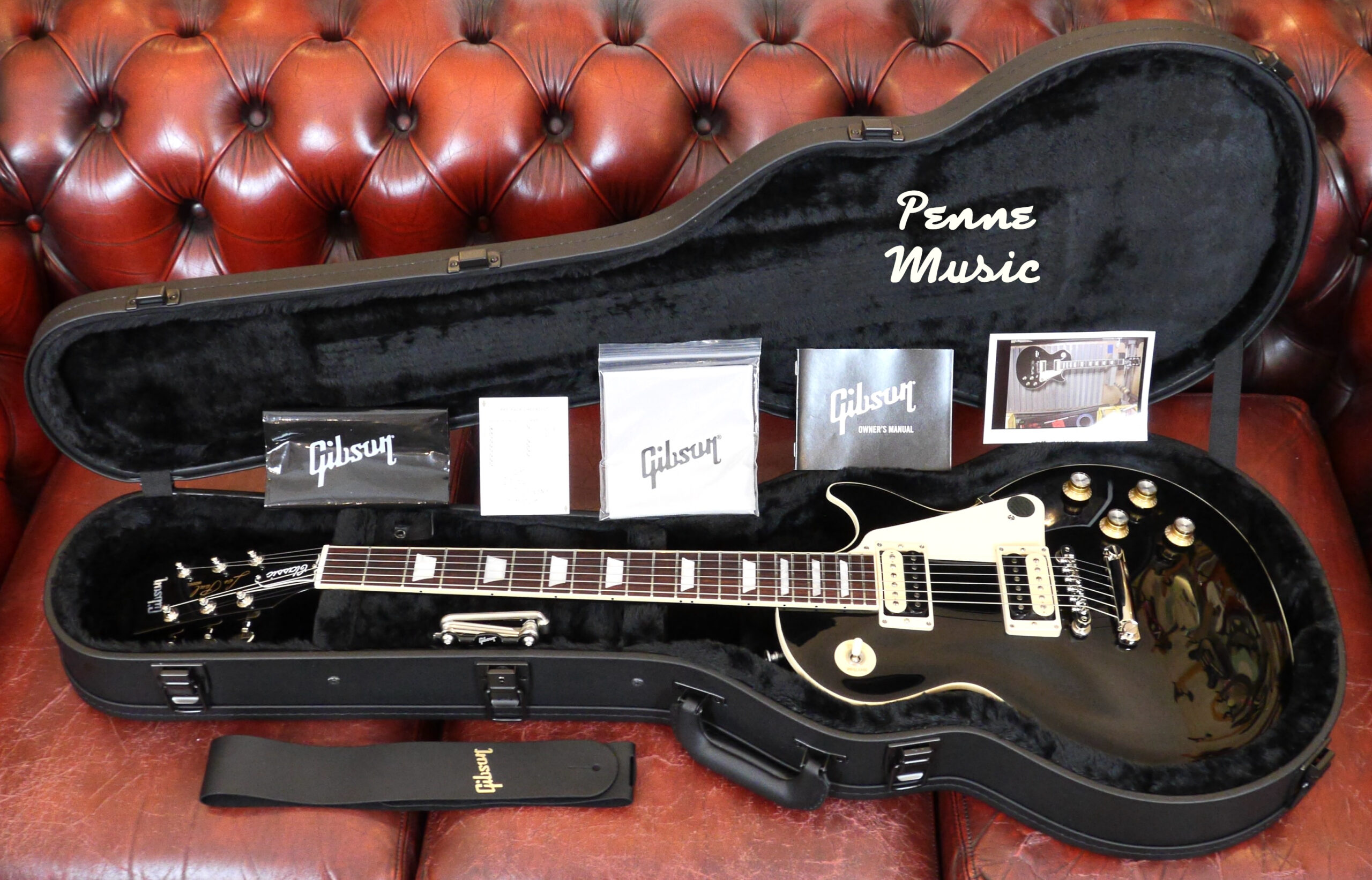 Gibson Les Paul Classic 03/08/2022 Ebony 1