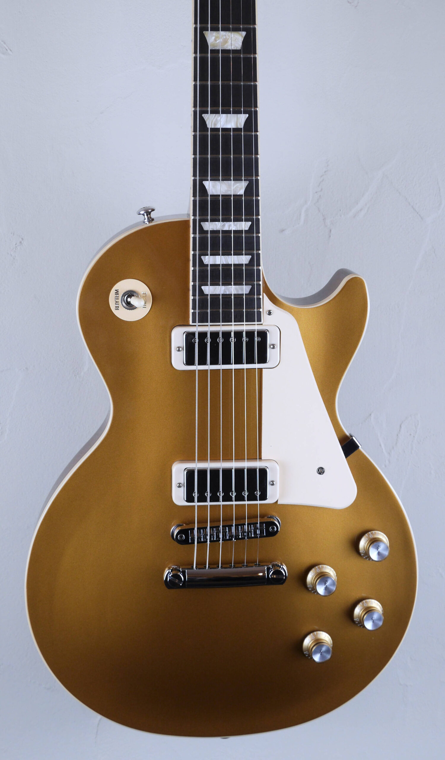 Gibson Les Paul 70 Deluxe 28/02/2022 Gold Top 4