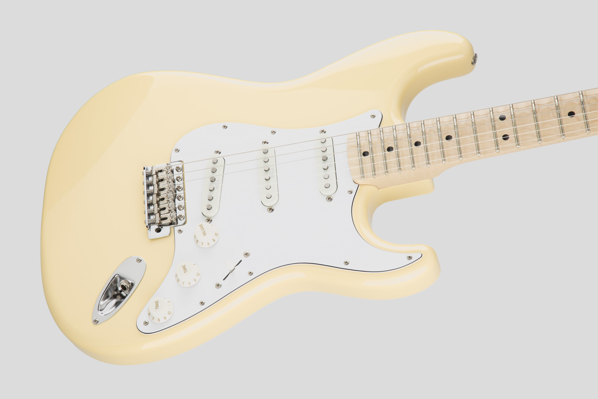 Fender Yngwie Malmsteen Japan Stratocaster Vintage White 3