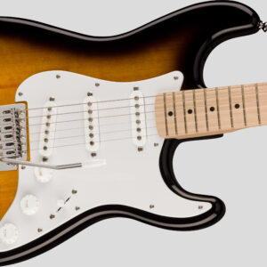Squier by Fender Sonic Stratocaster 2-Color Sunburst 3