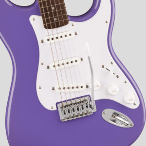Squier by Fender Sonic Stratocaster Ultraviolet 4