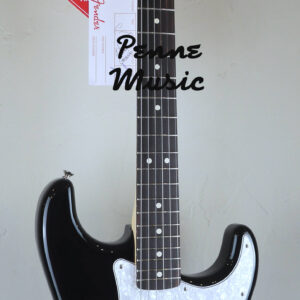 Fender Limited Edition Tom Delonge Stratocaster Black 1