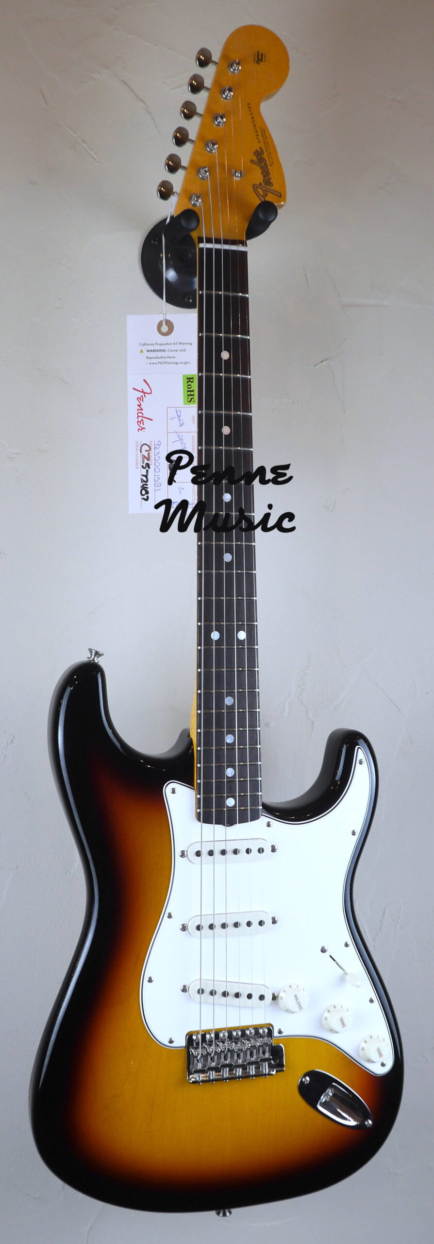 Fender Custom Shop Time Machine 1966 Stratocaster 3-Color Sunburst DCC 2