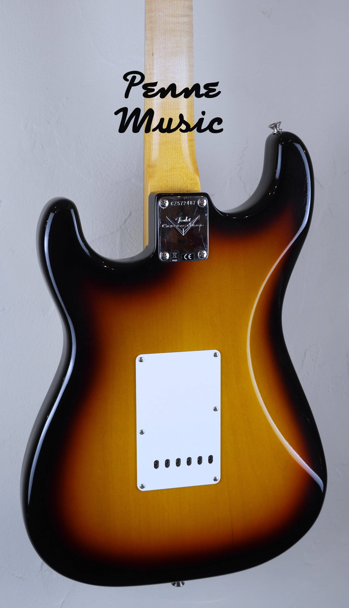 Fender Custom Shop Time Machine 1966 Stratocaster 3-Color Sunburst DCC 5