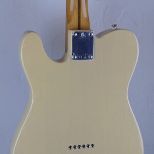 Fender Vintera II 50 Nocaster Blackguard Blonde 4