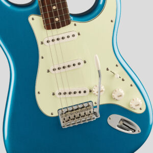 Fender Vintera II 60 Stratocaster Lake Placid Blue 4