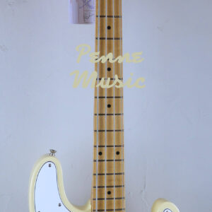 Fender Vintera II 70 Telecaster Bass Vintage White 1
