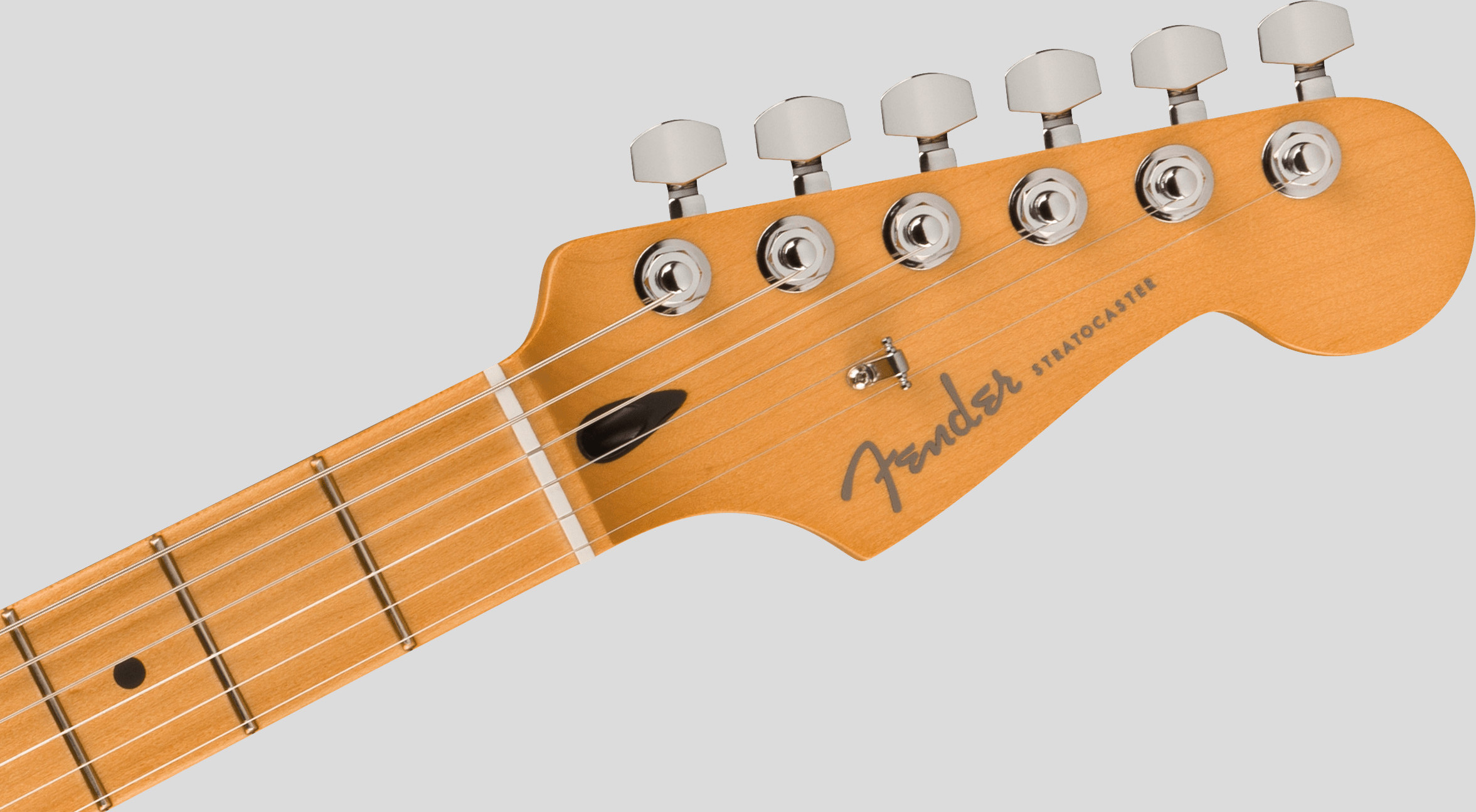 Fender Player Plus Stratocaster HSS Fiesta Red 5