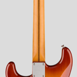 Fender Player Plus Stratocaster Sienna Sunburst 2