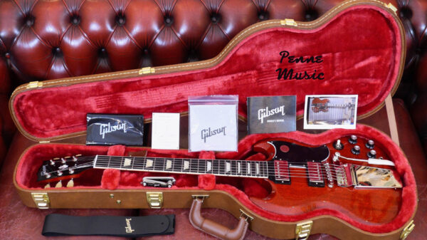 Gibson SG Standard 61 Maestro Vibrola Vintage Cherry SG61V00VENH1 Made in Usa inclusa custodia