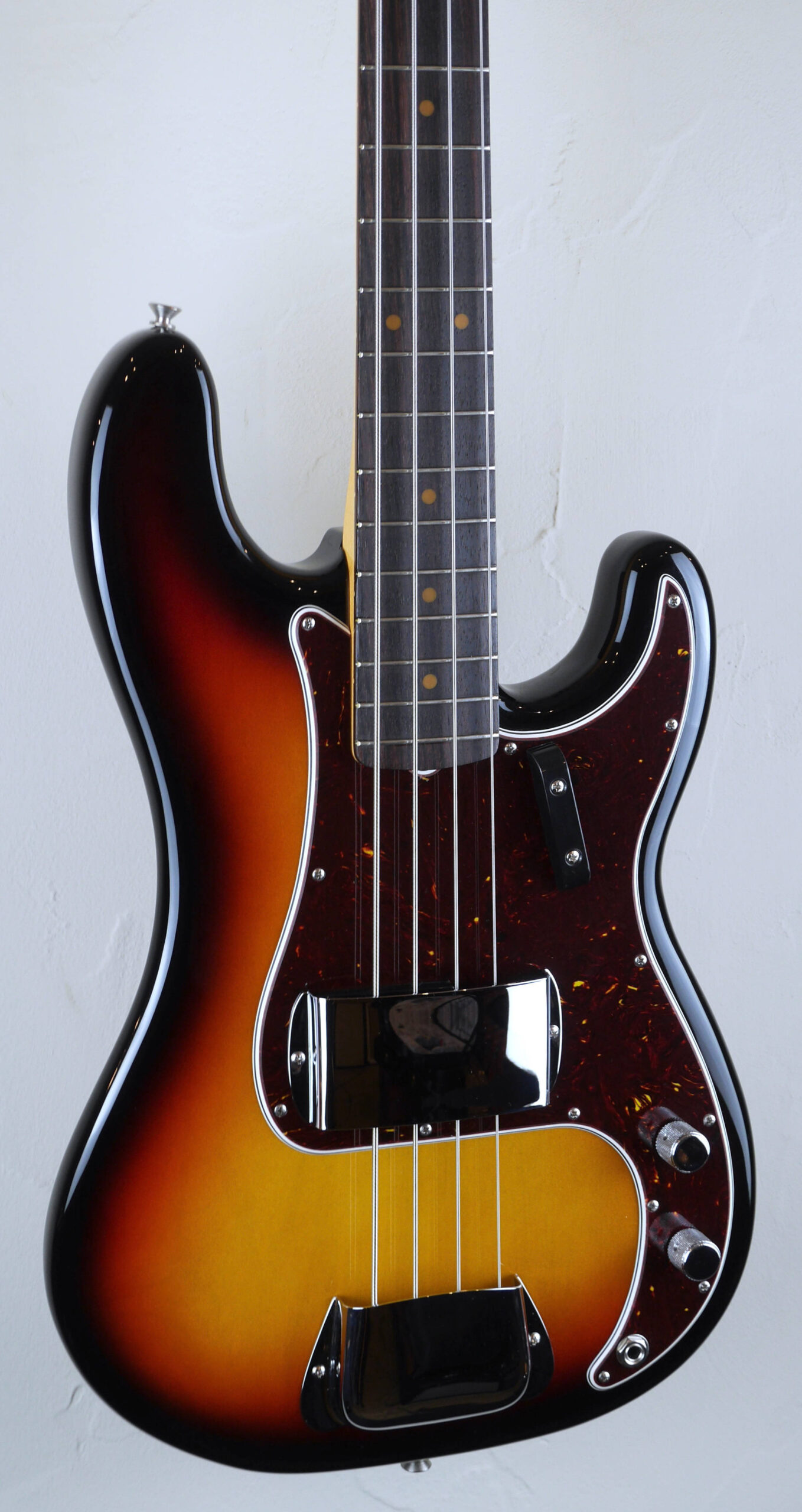 Fender American Vintage II 1960 Precision Bass 2022 3-Color Sunburst 4