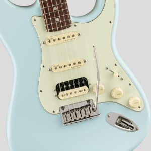 Fender Limited Edition American Ultra Stratocaster HSS Sonic Blue 4