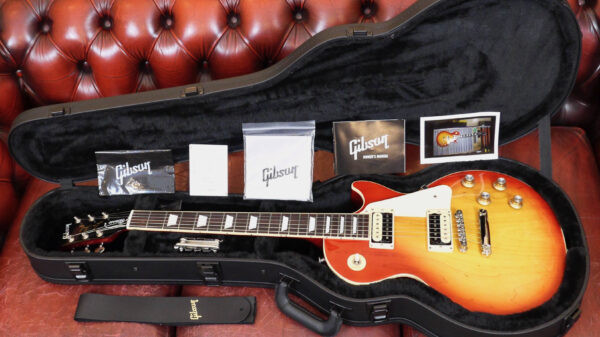 Gibson Les Paul Classic 28/07/2022 Heritage Cherry Sunburst LPCS00HSNH1 inclusa custodia rigida