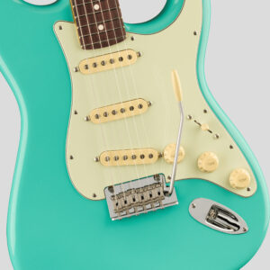 Fender Limited Edition American Professional II Stratocaster Sea Foam Green 4