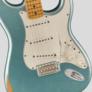 Fender Limited Edition Vintera Road Worn Mischief Maker 60 Stratocaster Firemist Silver 4