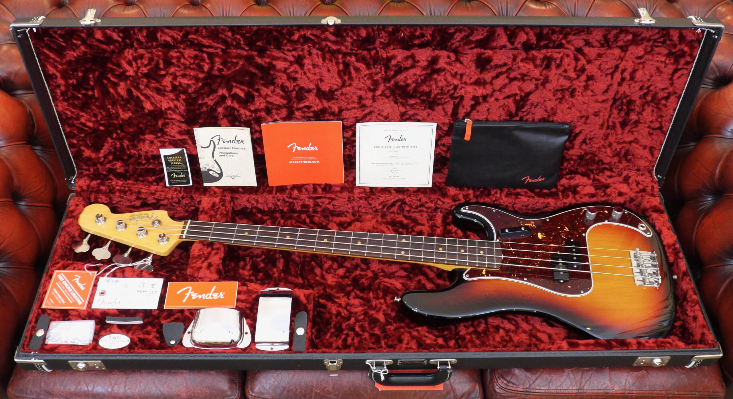 Fender American Original 60 Precision Bass 2019 3-Color Sunburst 1