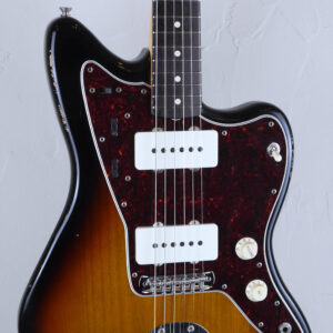 Fender Limited Edition Road Worn 60 Jazzmaster 2016 3-Color Sunburst 3