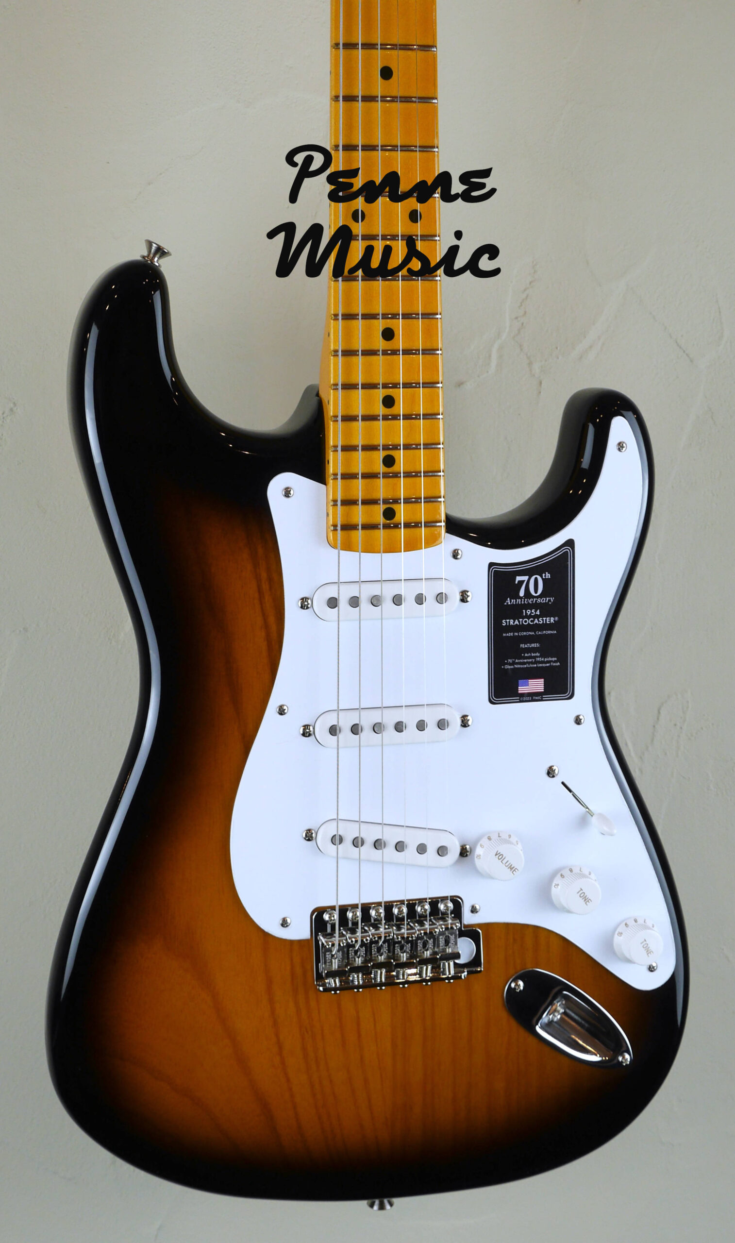Fender 70th Anniversary American Vintage II 1954 Stratocaster 2-Color Sunburst #0027 4