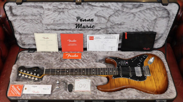 Fender Limited Edition American Ultra Stratocaster HSS Flame Maple Top Tiger's Eye 0118020771