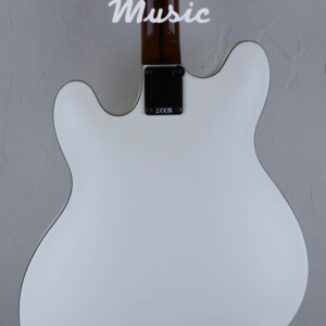 Fender Tom Delonge Starcaster Satin Olympic White 4