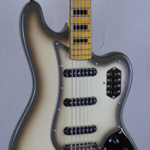 Squier by Fender Limited Edition Classic Vibe Bass VI Antigua 3