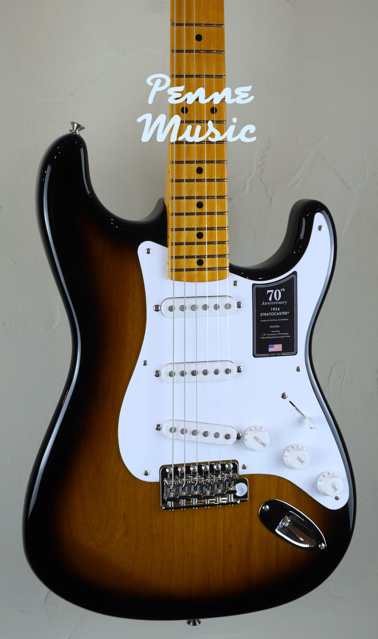 Fender 70th Anniversary American Vintage II 1954 Stratocaster 2-Color Sunburst #2437 4