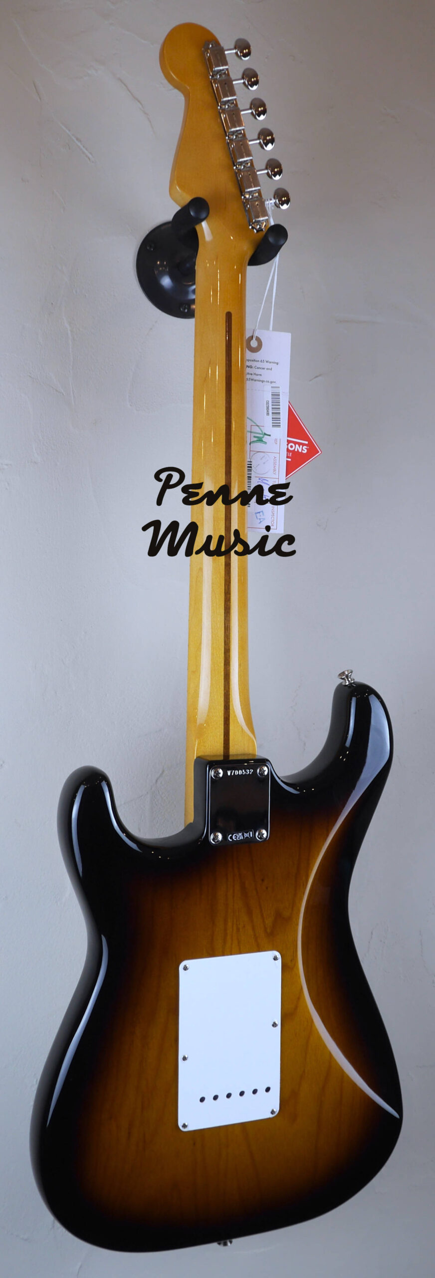 Fender 70th Anniversary American Vintage II 1954 Stratocaster 2-Color Sunburst #0532 3